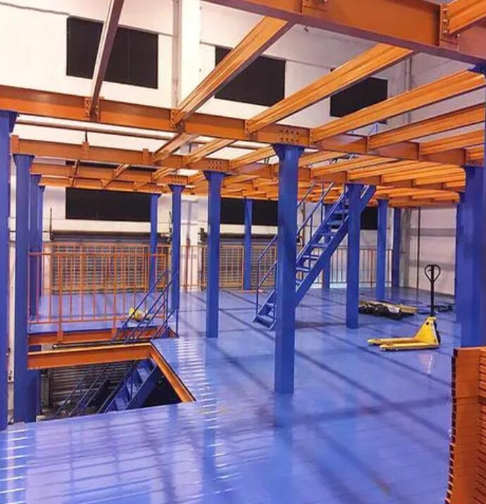 鋼結(jié)構(gòu)平臺(tái)